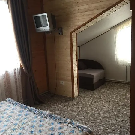 Alojamento de Turismo Selvagem U Myrona *